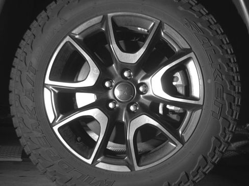 Used 2025 Jeep Compass Trailhawk AWD/4WD image 13