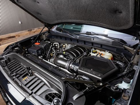 Used 2019 GMC Sierra 1500 AT4 w/ AT4 Premium Package AWD/4WD image 37