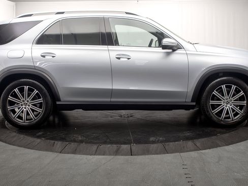 Used 2024 Mercedes-Benz GLE 350 4MATIC w/ Winter Package image 2