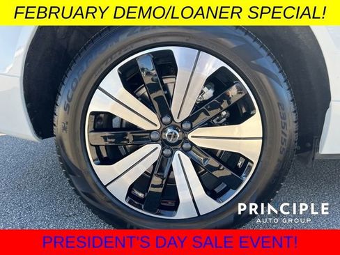 New 2025 Volvo XC60 T8 Core w/ Protection Package Premier image 12