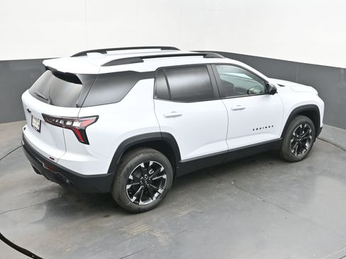 New 2026 Chevrolet Equinox RS w/ Safety and Technology Package FWD image 39