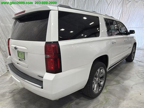 Used 2018 Chevrolet Suburban Premier AWD/4WD image 8