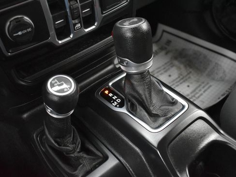 Used 2020 Jeep Wrangler Unlimited Sport S image 29