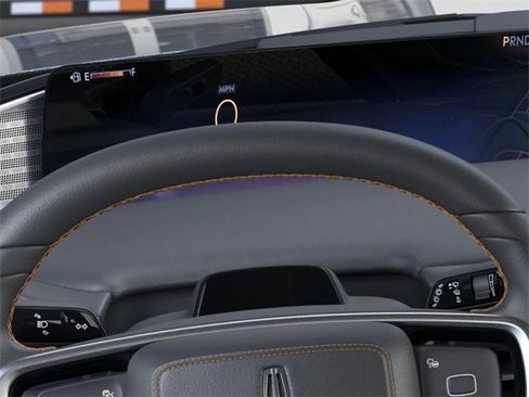 New 2025 Lincoln Navigator L Black Label image 13