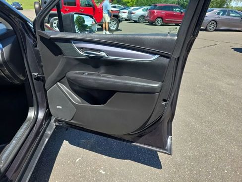 Used 2017 Cadillac XT5 Luxury FWD image 50