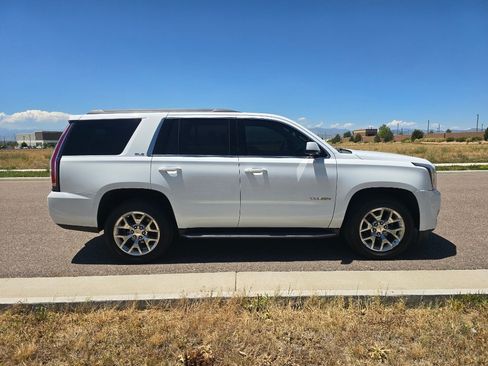 Used 2017 GMC Yukon SLE w/ SLE Value Package AWD/4WD image 6