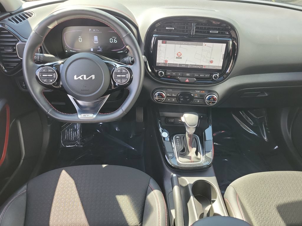 Certified 2023 Kia Soul GT-Line FWD image 28