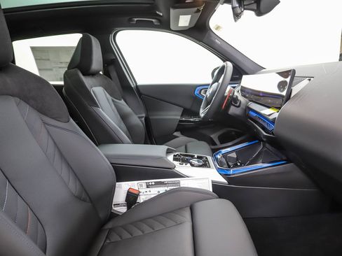 New 2026 BMW X3 M50 w/ Premium Package image 30