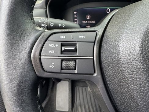 Used 2023 Honda Accord EX-L image 15