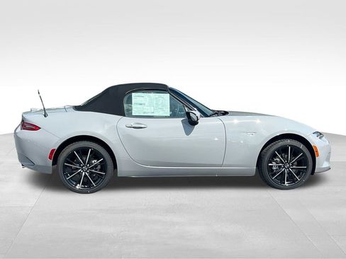 New 2025 MAZDA MX-5 Miata Grand Touring w/ Weather Package image 3