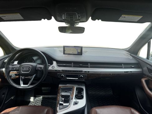 Used 2018 Audi Q7 2.0T Premium Plus w/ Premium Plus Package AWD/4WD image 8