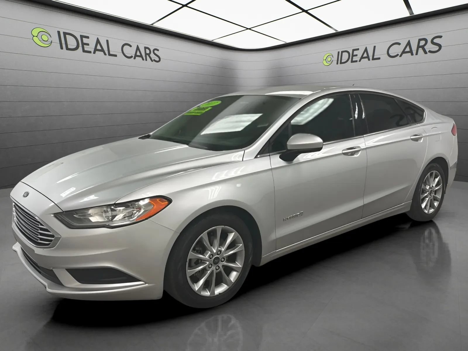 Used 2017 Ford Fusion S FWD image 1