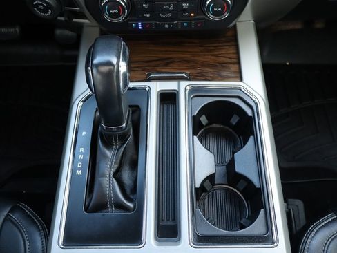 Used 2020 Ford F150 Lariat image 36