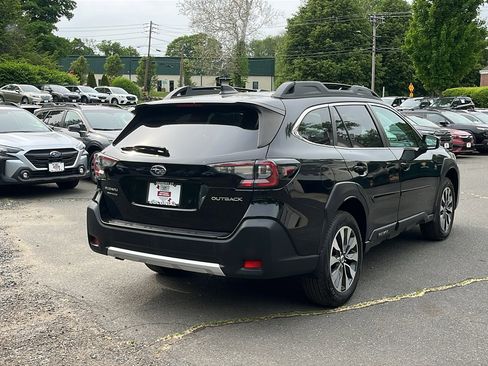 Certified 2023 Subaru Outback Limited AWD/4WD image 6
