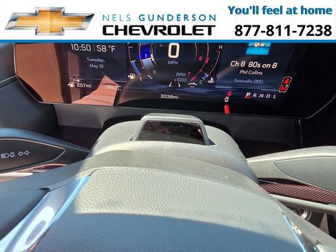 Used 2026 Chevrolet Traverse Z71 w/ Enhanced Driving Package AWD/4WD image 32