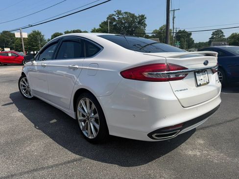 Used 2018 Ford Fusion Platinum FWD image 5