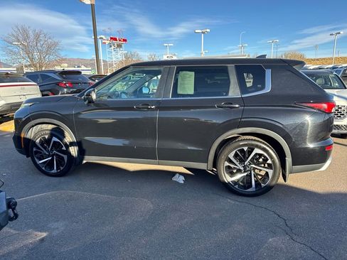 Used 2022 Mitsubishi Outlander SE image 19