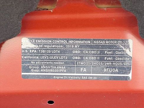 Used 2019 Nissan Titan SV RWD image 21