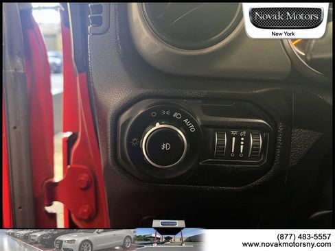 Used 2022 Jeep Wrangler Sport S image 16