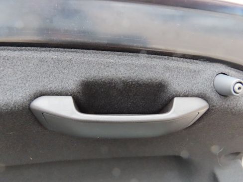 Used 2024 MAZDA MAZDA3 s image 19