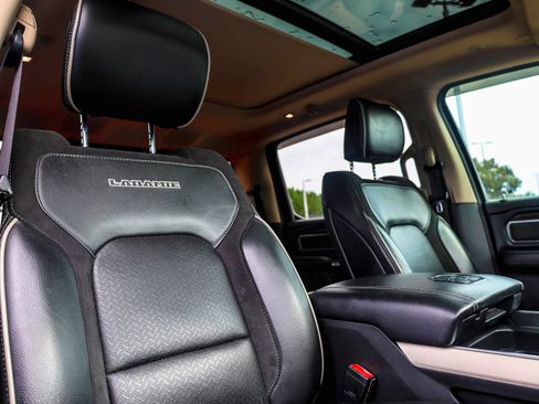 Used 2021 RAM 1500 Laramie w/ Laramie Southwest Edition RWD image 13