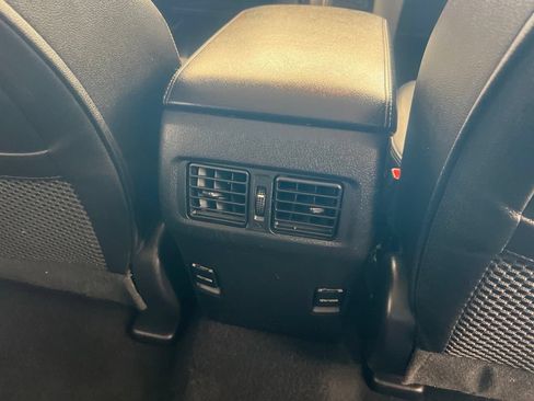 Used 2018 Toyota 4Runner SR5 Premium AWD/4WD image 18