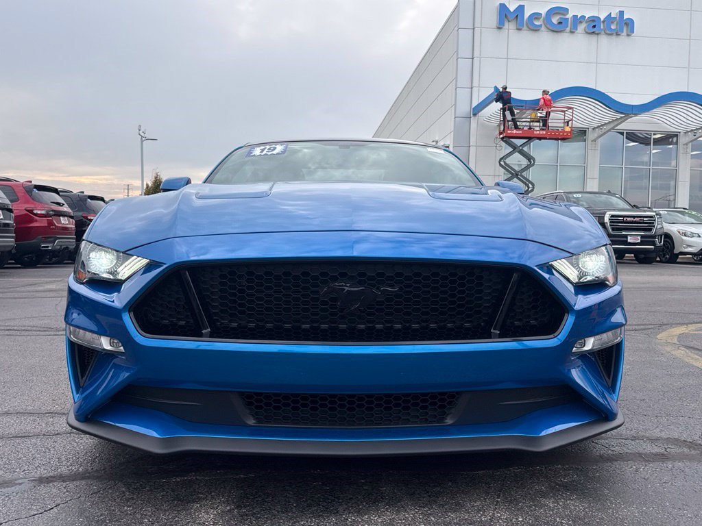 Used 2019 Ford Mustang GT Premium w/ Black Accent Package RWD image 13