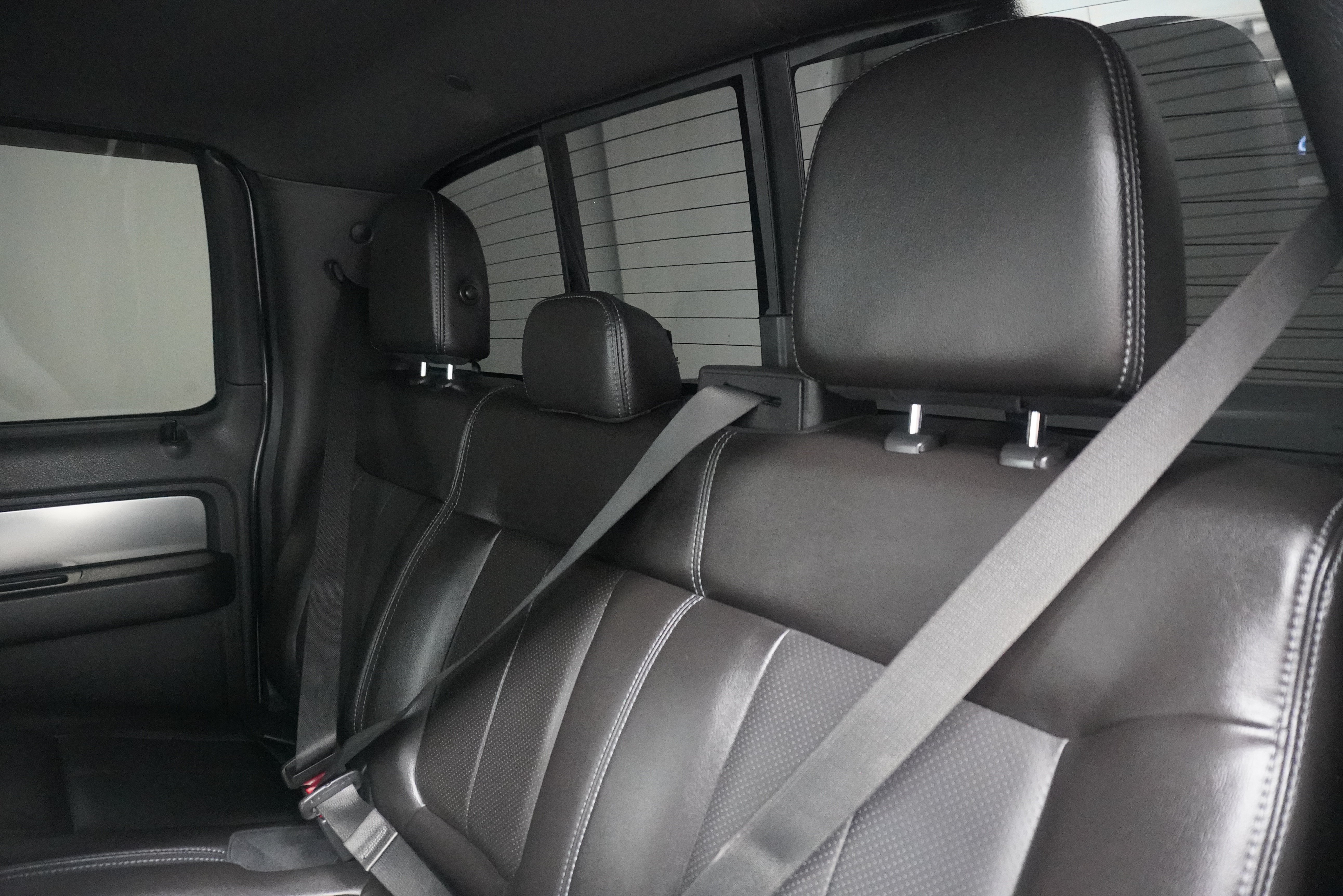 Used 2014 Ford F150 FX4 w/ Equipment Group 402A Luxury AWD/4WD image 14