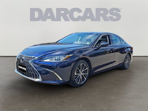 Used 2024 Lexus ES 350 w/ Premium Package FWD image 3