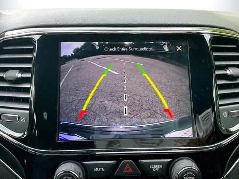 Certified 2020 Jeep Grand Cherokee Limited RWD image 15