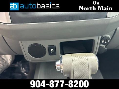 Used 2019 Nissan Frontier S image 24