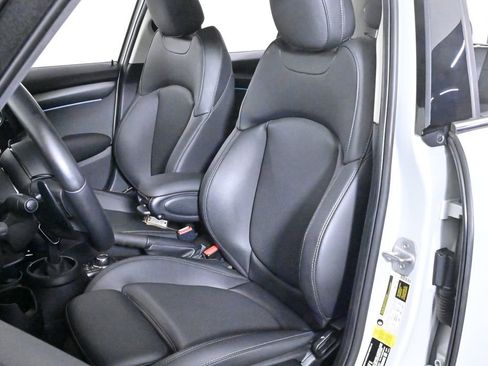 Certified 2022 MINI Cooper S w/ Premium Package image 22