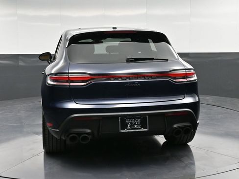 Certified 2023 Porsche Macan Turbo image 7