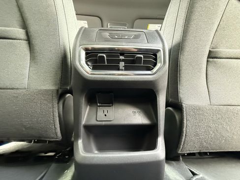 New 2026 GMC Sierra EV Elevation w/ Premium Package image 31