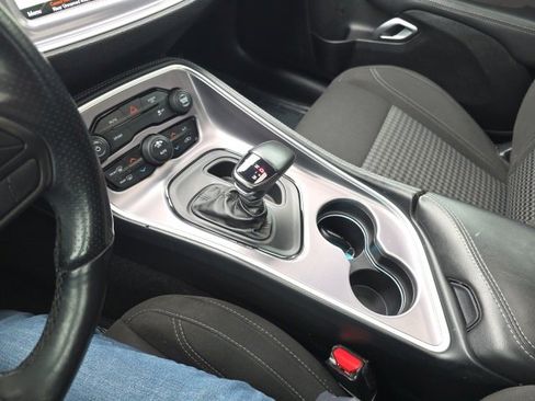 Used 2020 Dodge Challenger SXT w/ Blacktop Package image 28