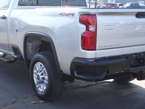 Used 2022 Chevrolet Silverado 2500 W/T w/ WT Convenience Package AWD/4WD image 11