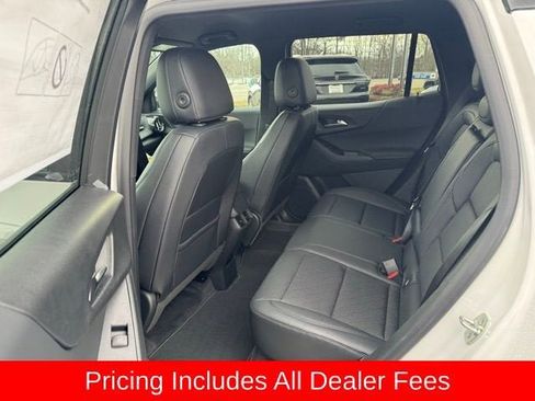 New 2026 Chevrolet Equinox LT w/ Convenience Package II FWD image 12