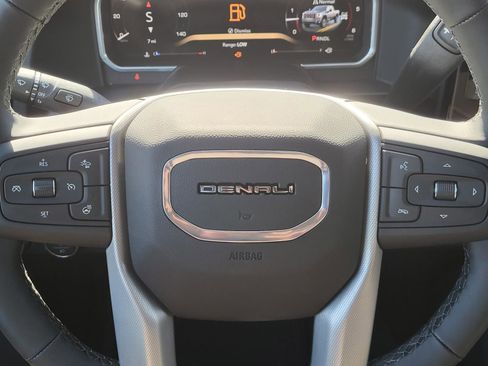 New 2026 GMC Sierra 2500 Denali w/ Denali Reserve Package image 12