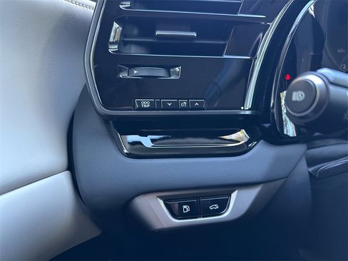 Used 2023 Lexus RX 350 FWD image 21