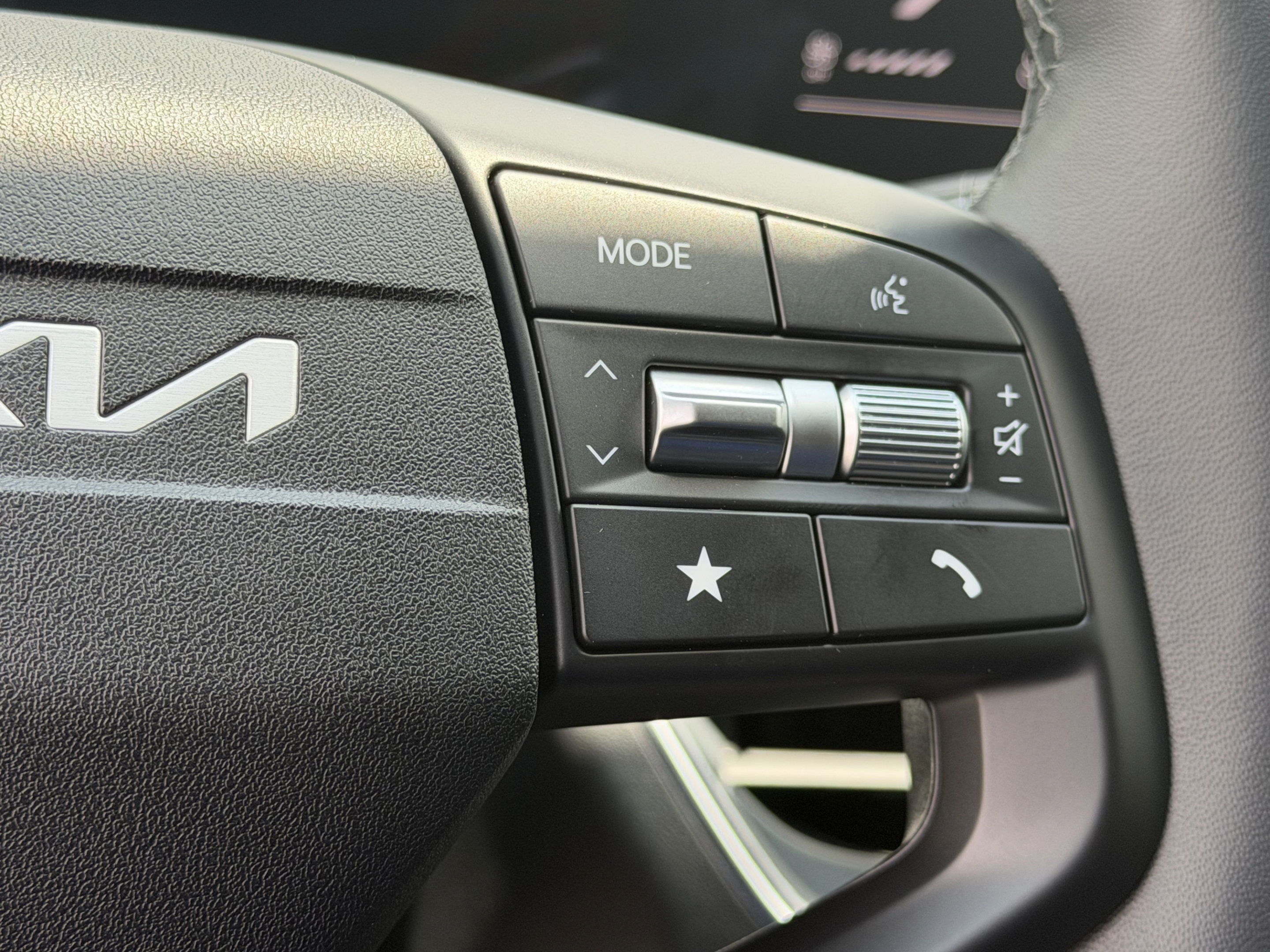 New 2026 Kia K4 EX FWD image 10