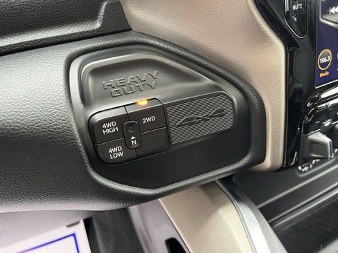 Used 2020 RAM 3500 Laramie image 18