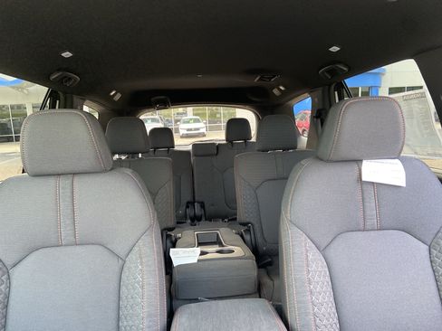 New 2026 Honda Pilot Sport image 18