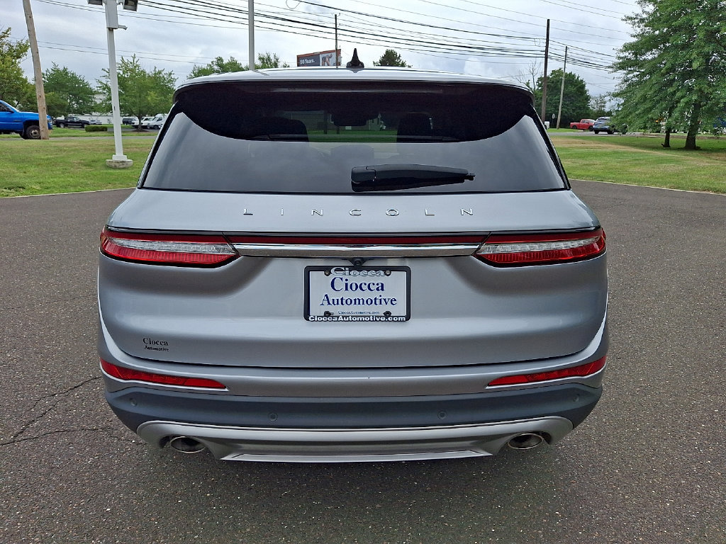 Used 2023 Lincoln Corsair AWD w/ Equipment Group 101A image 8