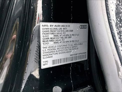 Used 2023 Audi Q8 Premium Plus image 43