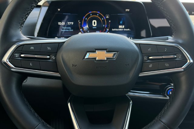 Used 2025 Chevrolet Equinox LT w/ Convenience Package II FWD image 31