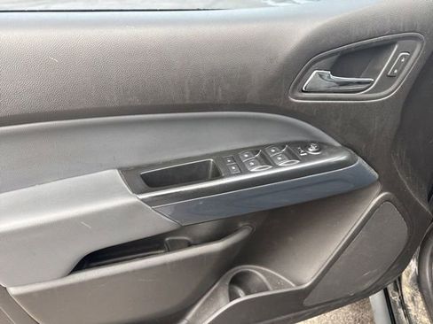 Used 2018 Chevrolet Colorado Z71 image 18