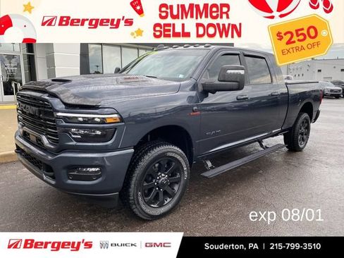 Used 2025 RAM 2500 Laramie AWD/4WD image 1