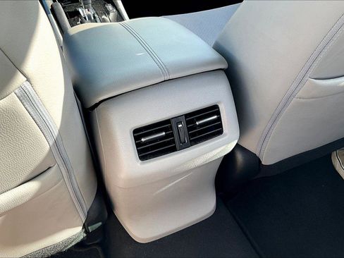 Used 2016 Honda Accord EX-L image 10