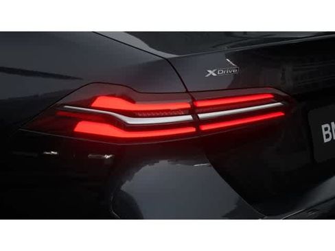 New 2026 BMW 530i xDrive 530i xDrive image 8