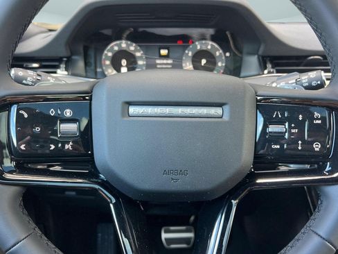 New 2026 Land Rover Range Rover Evoque Dynamic SE AWD/4WD image 10